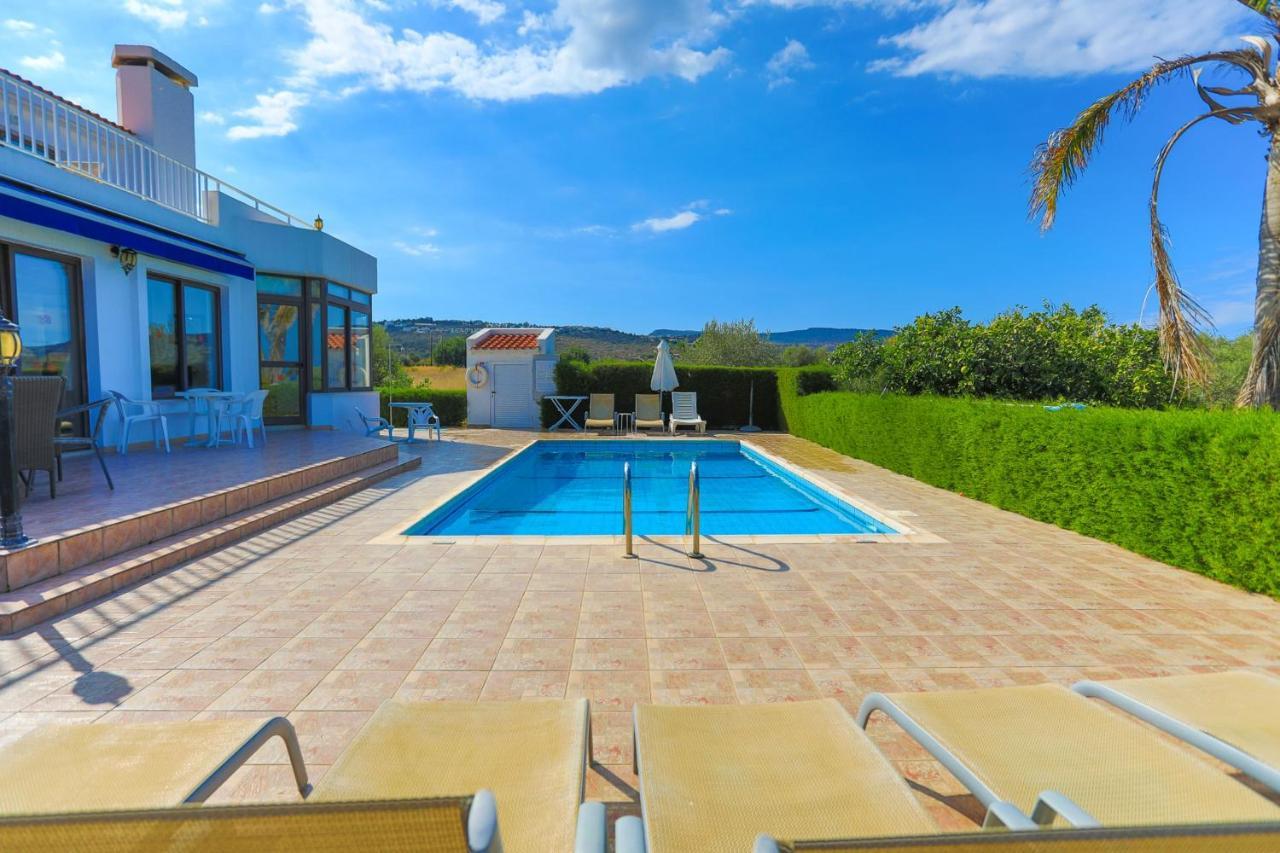 Villa Stavriella Lací Kültér fotó